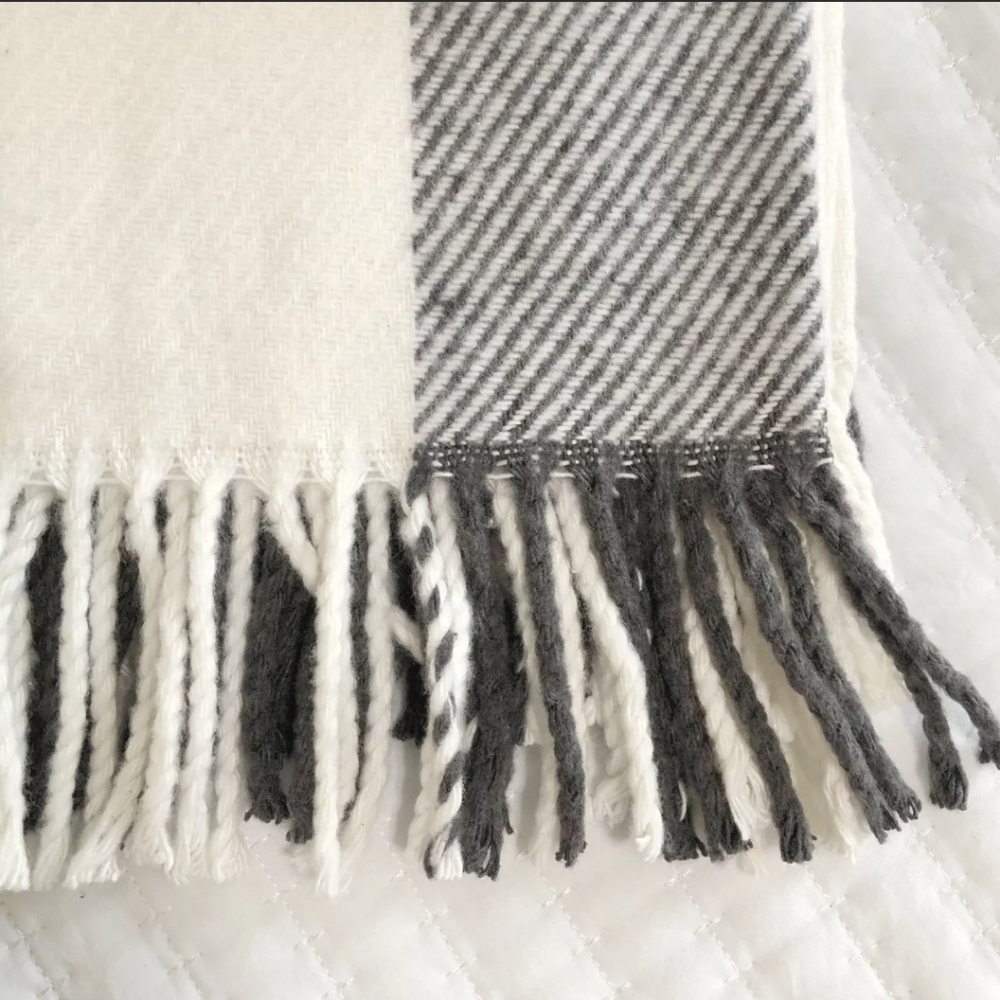 Texteis Penedo 50"x70" Bohemian Modern Fine Linen Throw Blanket Made Portugual - Picture 6 of 9